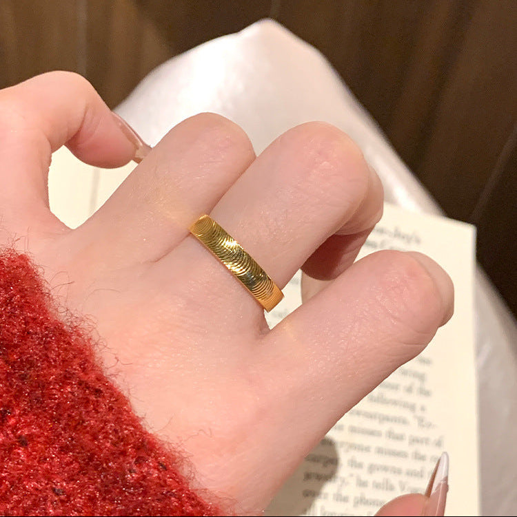 Wave Line Ring